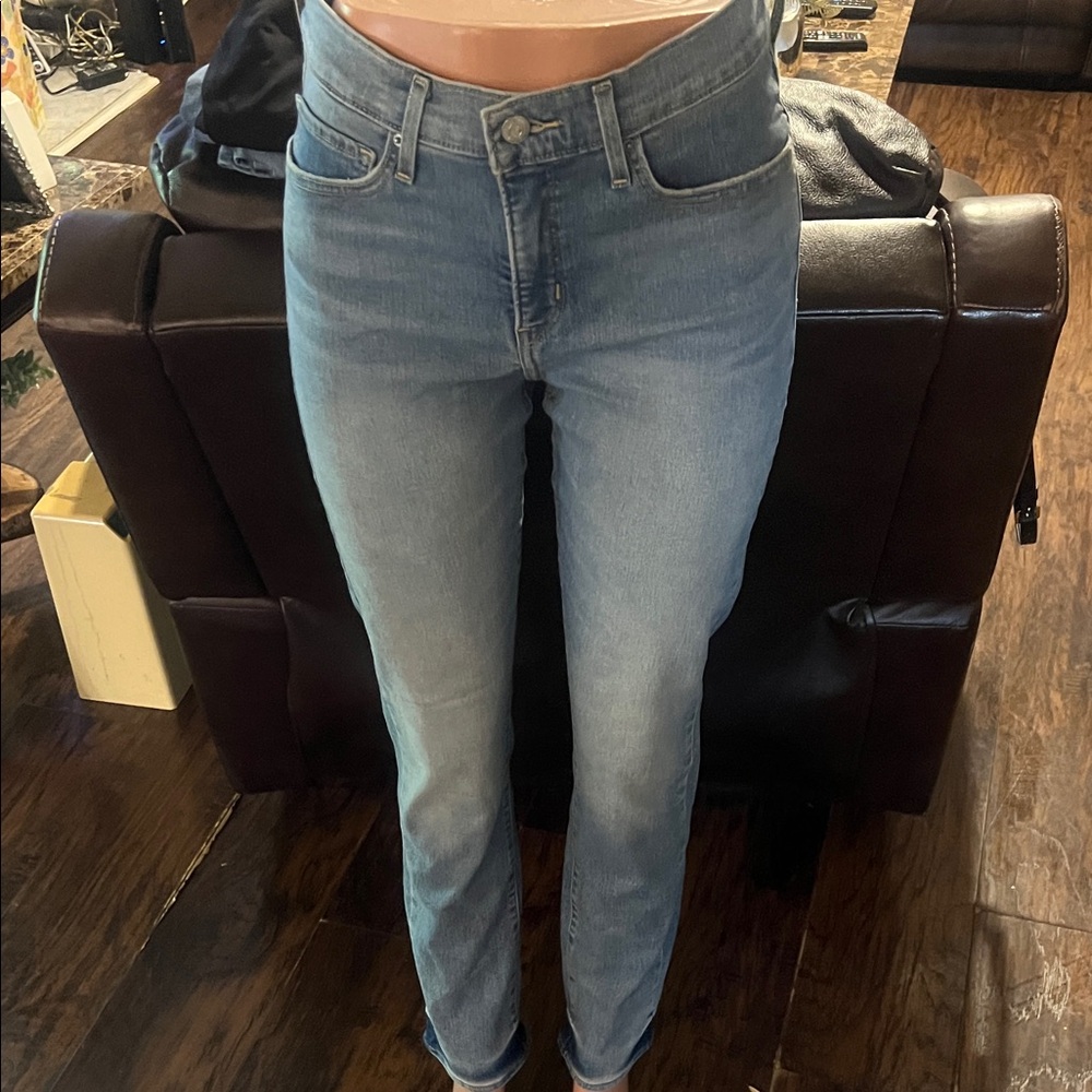 Levi's Women's Straight Leg Jeans - Light Blue